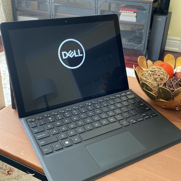 Dell latitude,12.3 screen size,Windows 11,Touchscreen,256GB,Wifi-cellular - Picture 4 of 9